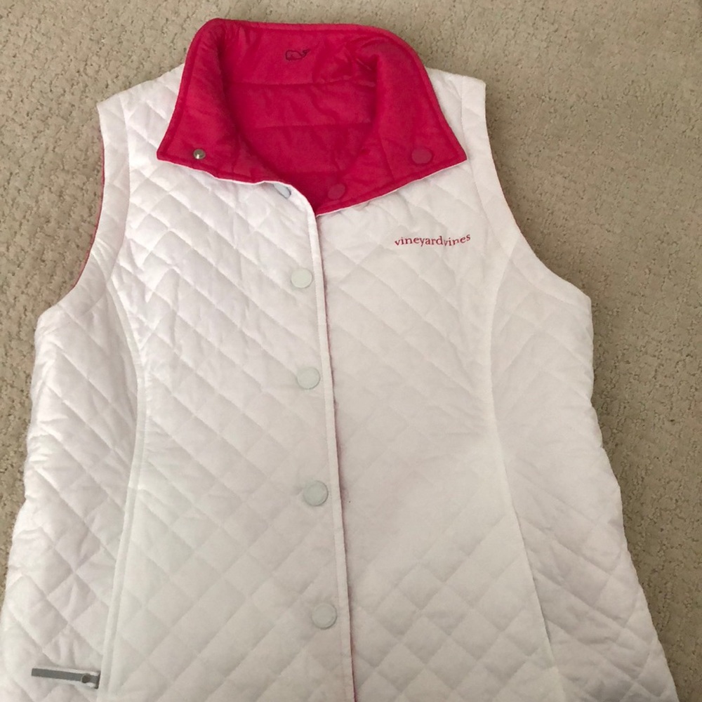 Vineyard Vines white&pink reversible vest